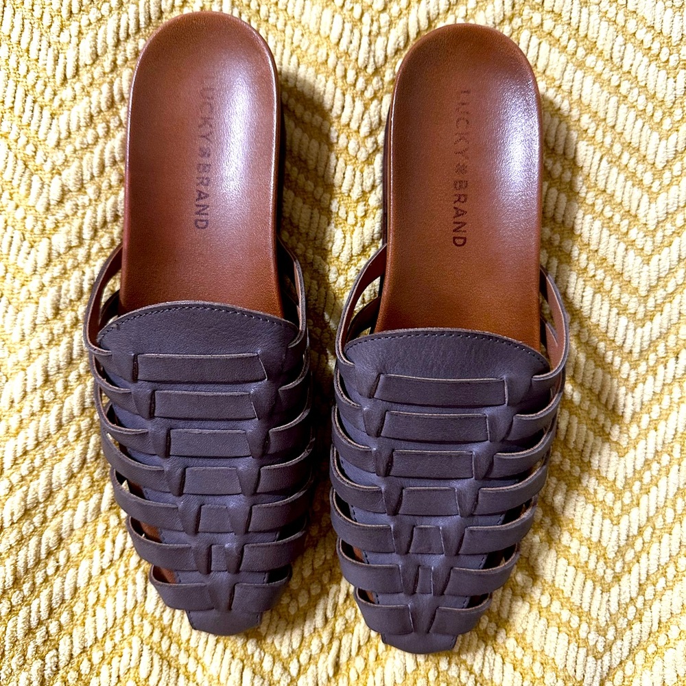 Lucky Brand Doerid Leather Mules in Titanium Saddle Leather- Size 7.5